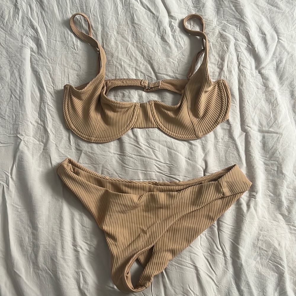 Frankie’s Bikini